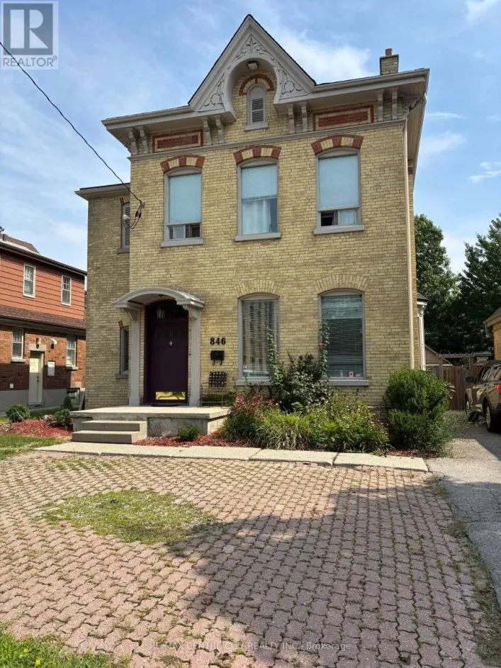 846 RICHMOND STREET, London East