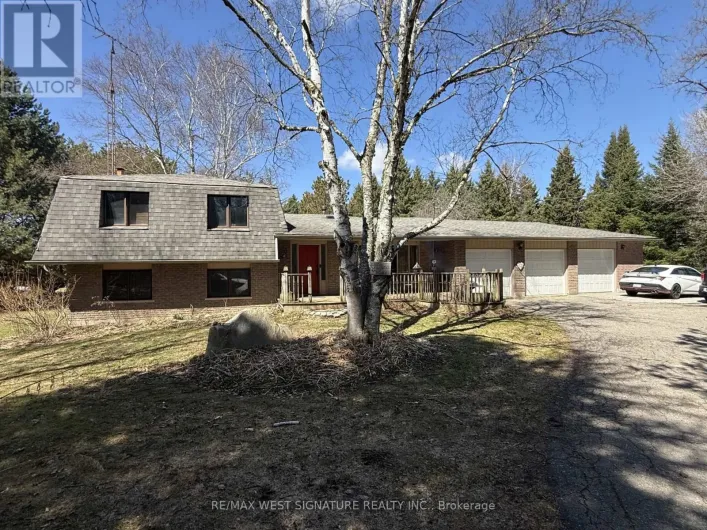 8460 17TH SIDE ROAD, King
