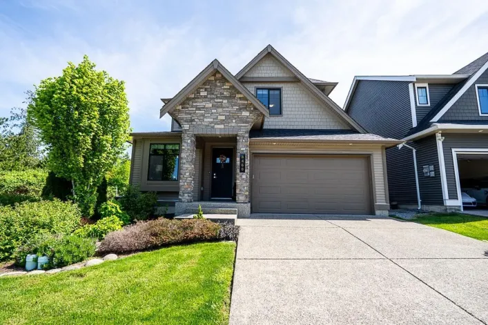 8460 206A STREET, Langley