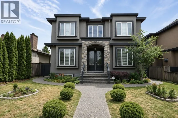 House for sale: 8468 12TH AVENUE, Burnaby