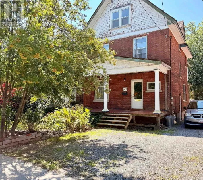 847 MCINTYRE STREET W, North Bay