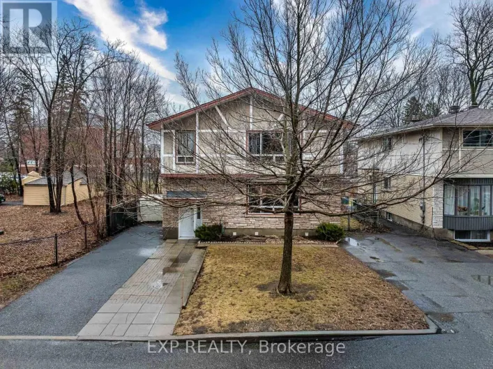 847 PINEWOOD CRESCENT, Ottawa