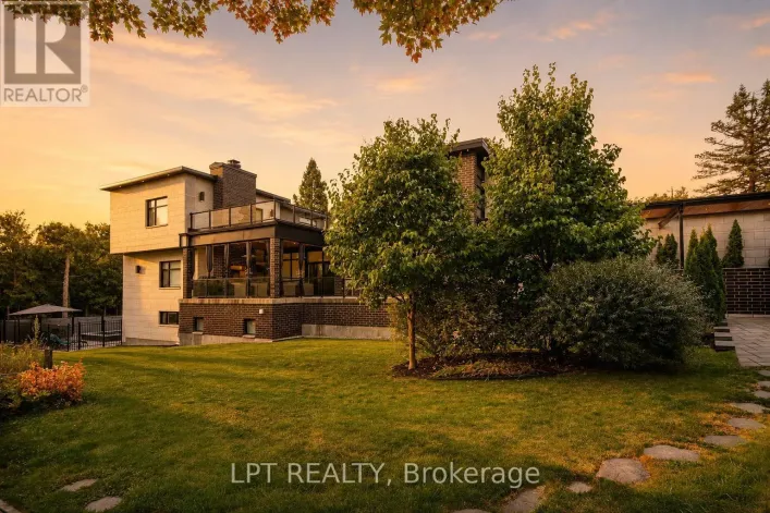 847 WALKLEY ROAD, Ottawa