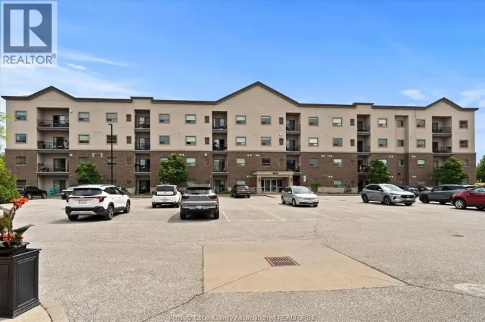 8475 WYANDOTTE STREET Unit# 111, Windsor