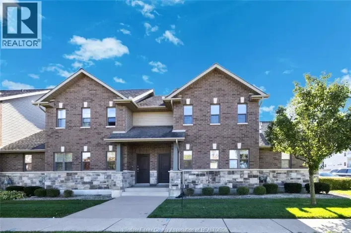 Row / Townhouse for sale: 8475 WYANDOTTE Unit# 112, Windsor