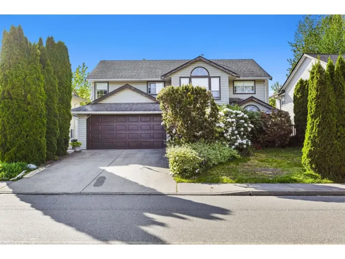 8479 CADE BARR STREET, Mission