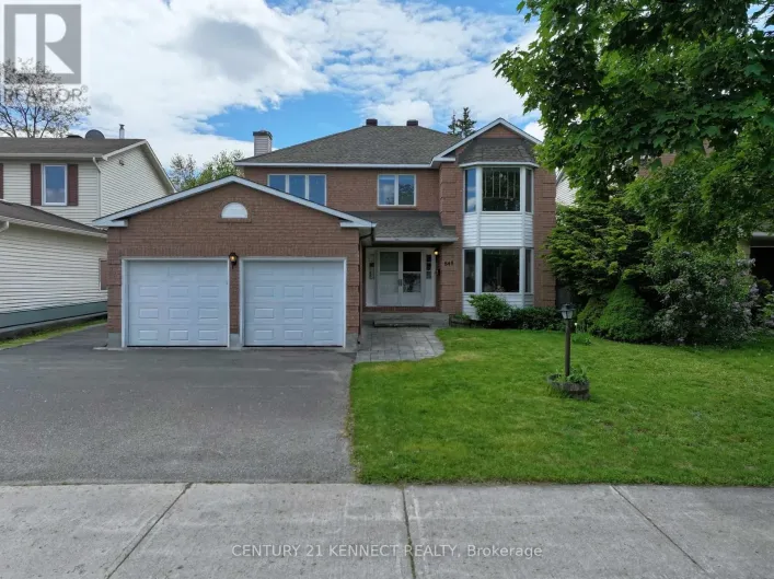 848 FAIRLAWN AVENUE, Ottawa