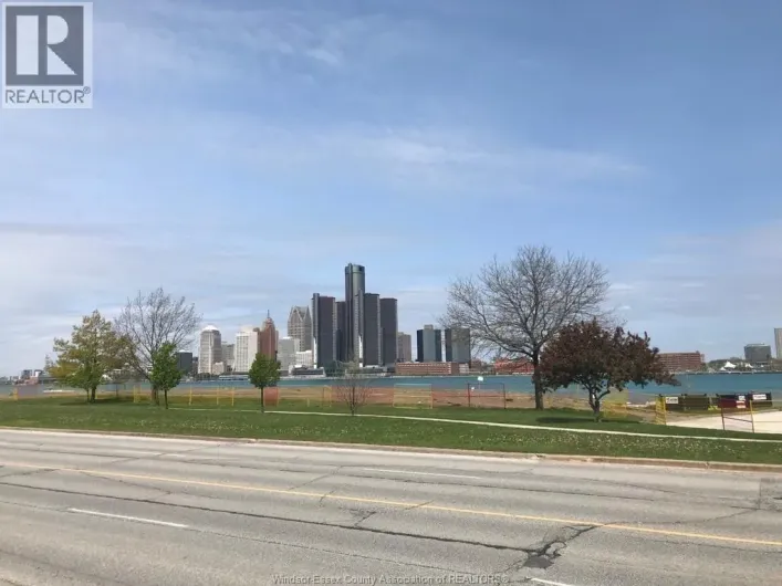 849 RIVERSIDE DRIVE East, Windsor