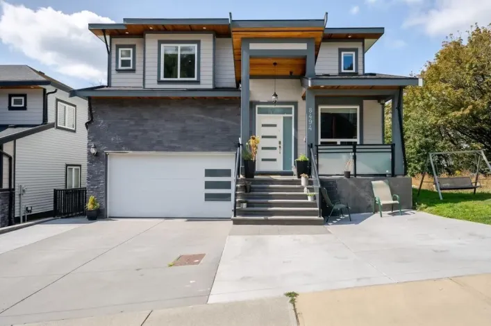 8494 FOREST GATE DRIVE|Eastern Hillsides, Chilliwack