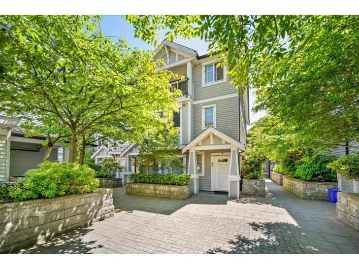 85 13239 OLD YALE ROAD, Surrey