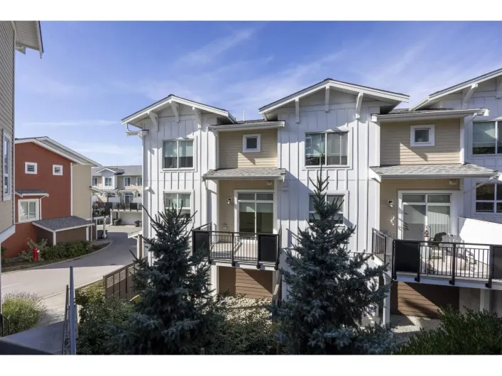 85 16561 17A AVENUE, Surrey