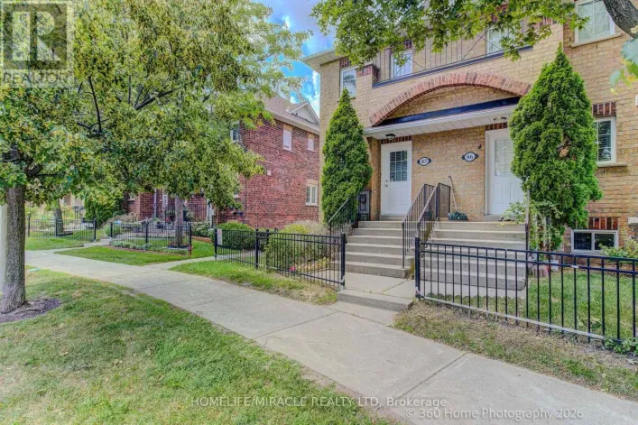 85 - 2 HEDGE END ROAD, Toronto