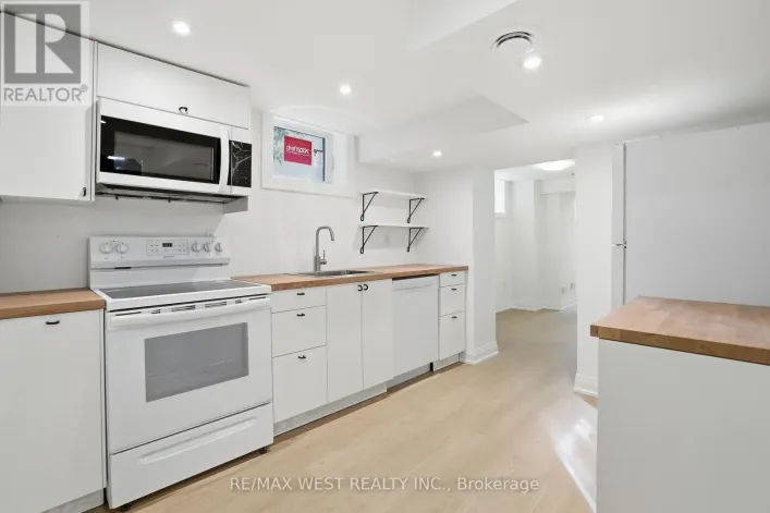 85 ALLANBROOKE DRIVE, Toronto