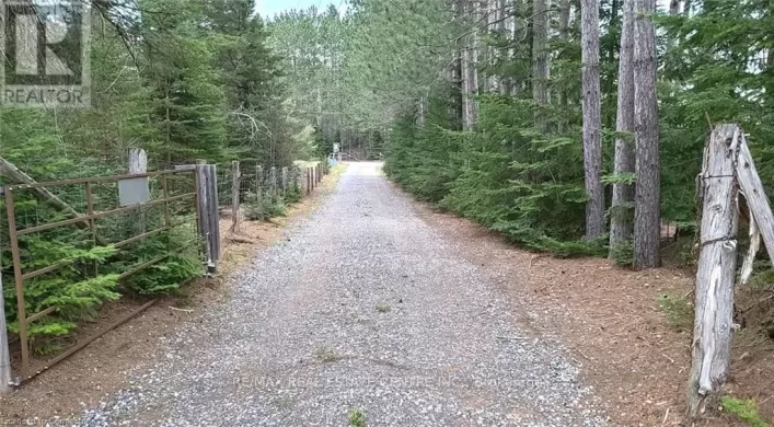 85 ASHBY LAKE ROAD, Addington Highlands