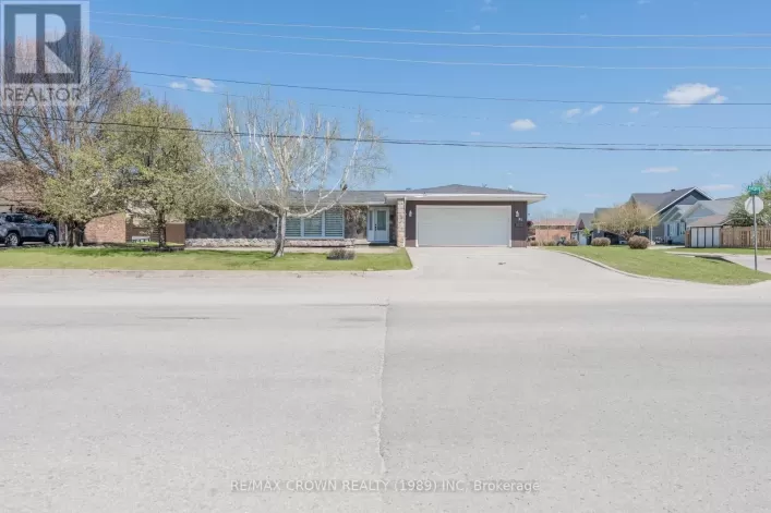 85 AVENUE ROAD, Kapuskasing