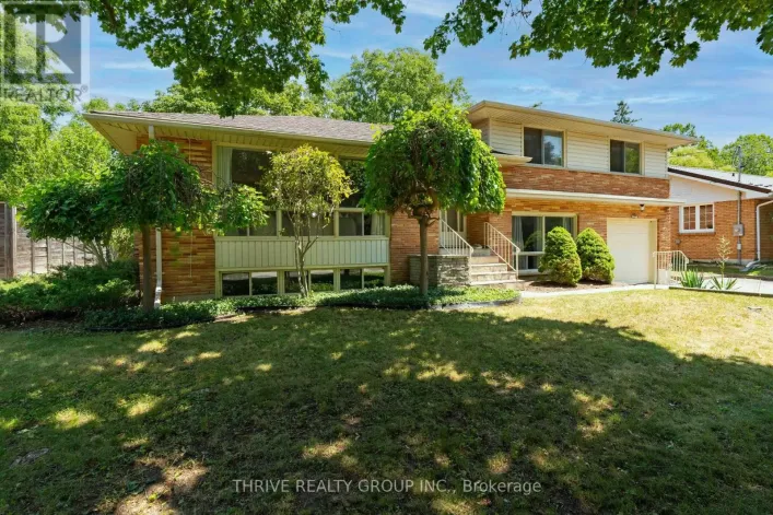 85 BLOOMFIELD DRIVE, London North