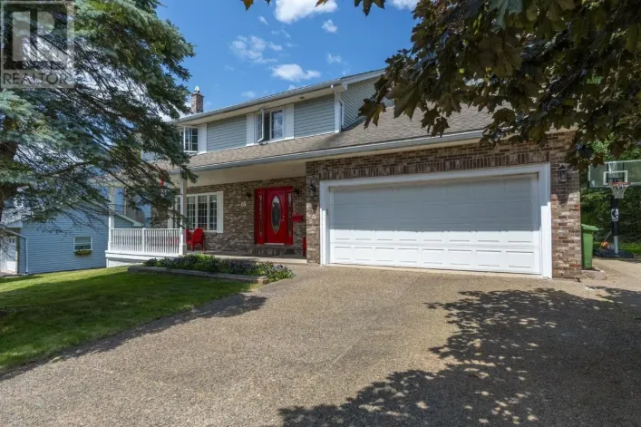 85 Brentwood Drive, Bedford