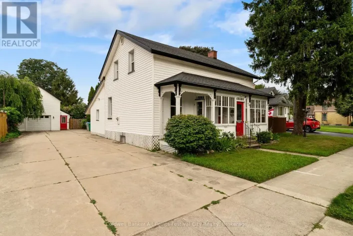 85 CAMBRIA ROAD N, Goderich)