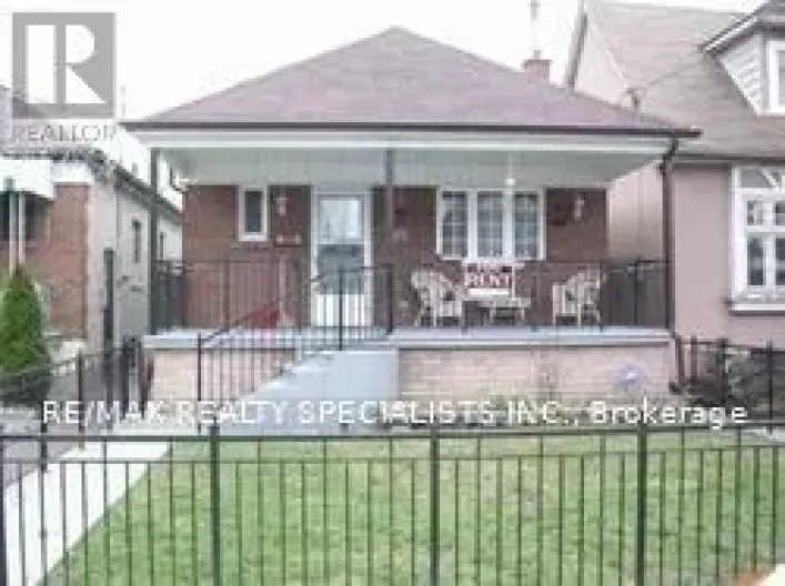 85 CORBETT AVENUE, Toronto