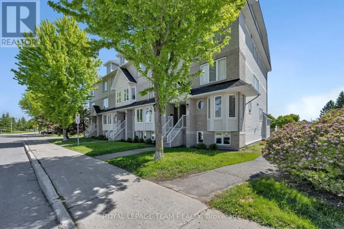85 CRESTHAVEN DRIVE, Ottawa