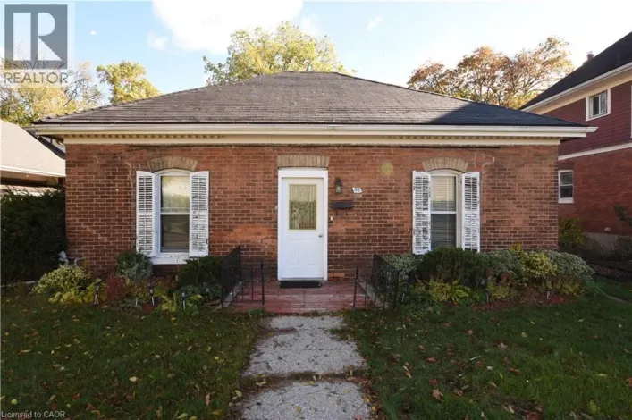 85 HEAD Street N, Simcoe