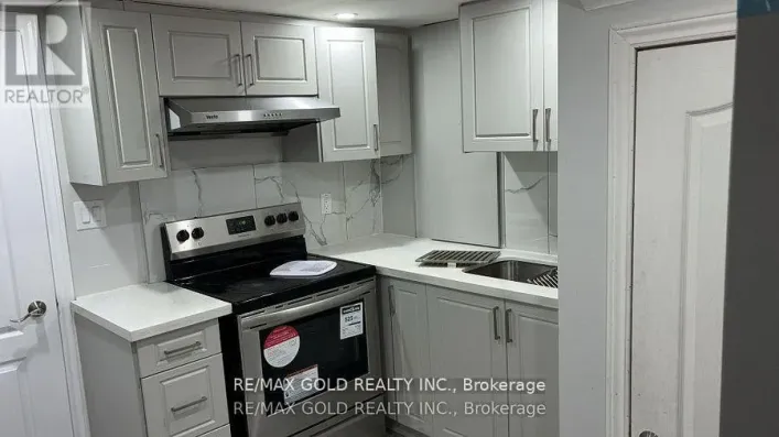 85 HUMBERSTONE CRES BSMT, Brampton