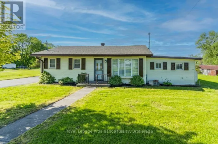 House for sale: 85 MANLEY DRIVE, Belleville