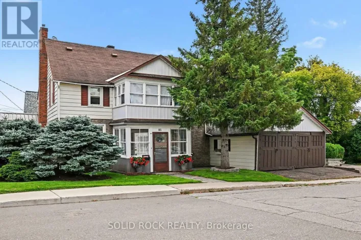 85 RENFREW AVENUE W, Renfrew