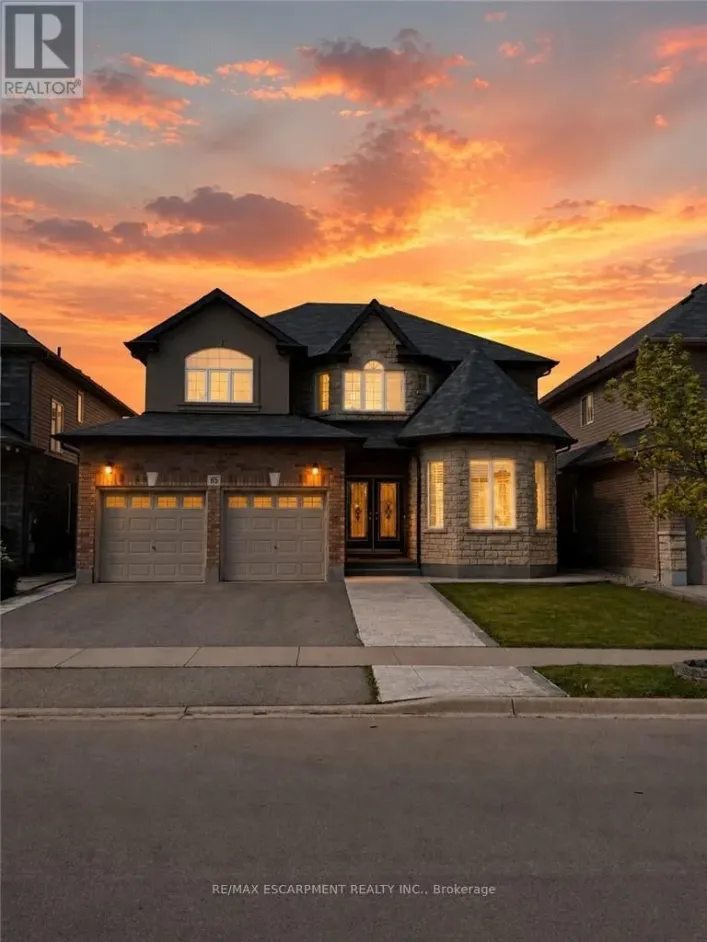 85 SHOWCASE DRIVE, Hamilton