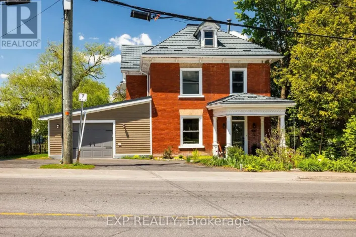 85 SOUTH STREET, Lanark Highlands