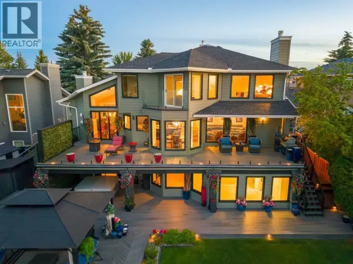 85 Sunset Way SE, Calgary