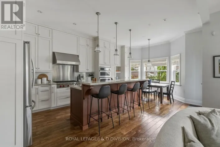 85 WHEELER AVENUE, Toronto
