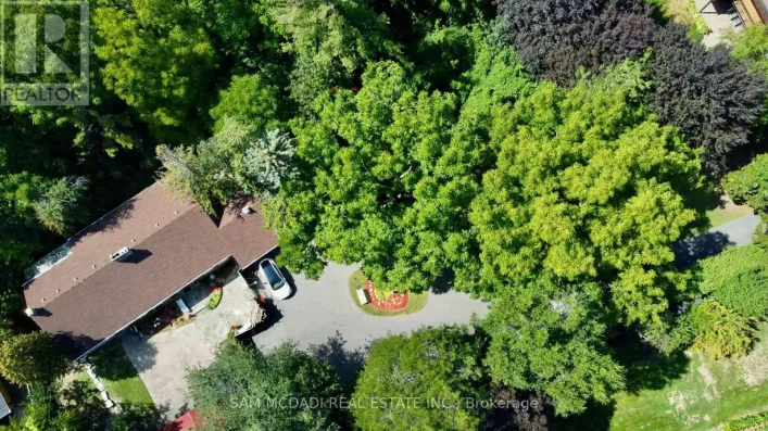 85 YORKLEIGH AVENUE, Toronto