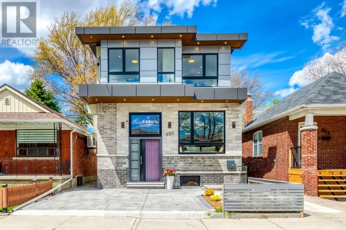 850 COSBURN AVENUE, Toronto