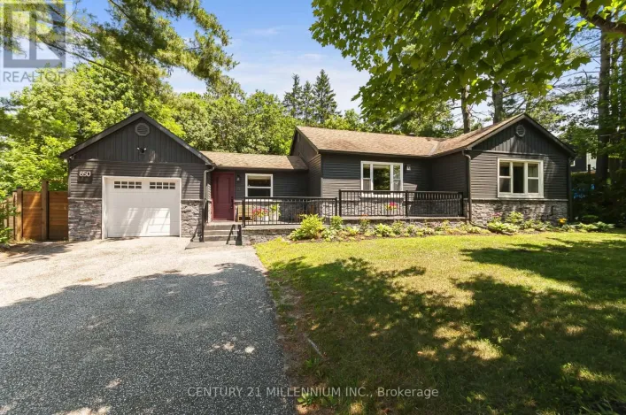 850 MUSKOKA ROAD N, Gravenhurst)