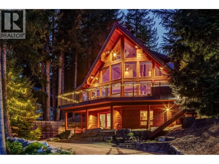 8505 MATTERHORN DRIVE, Whistler