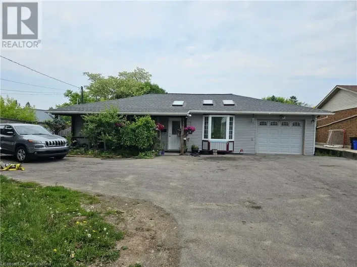 8506 TWENTY Road, Hamilton