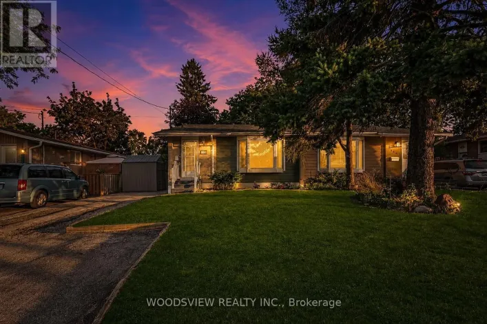 851 MORETTA AVENUE, Pickering