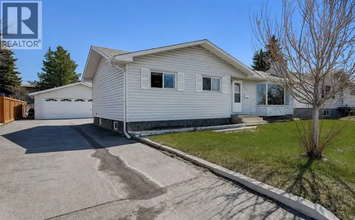 8511 99B Street, Grande Prairie
