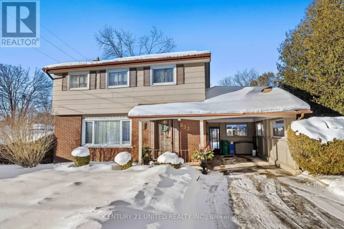 852 PARKHILL ROAD W, Peterborough