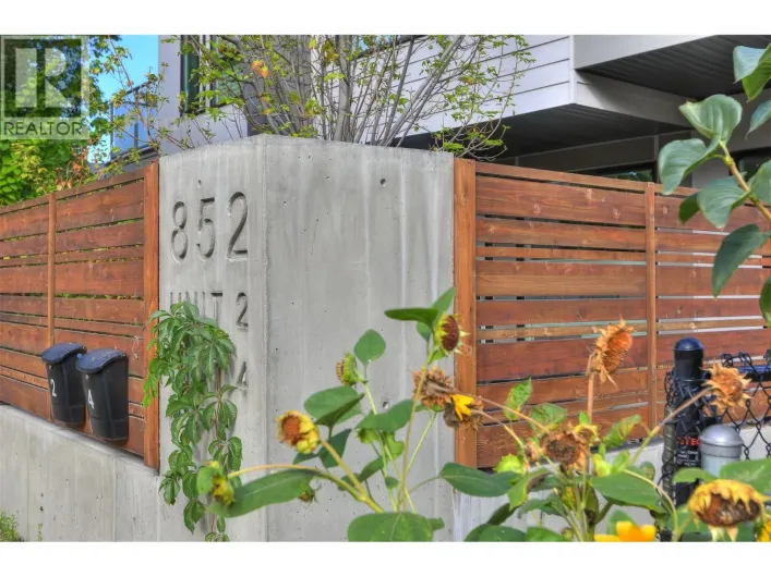 852 Stockwell Avenue Unit# 2, Kelowna