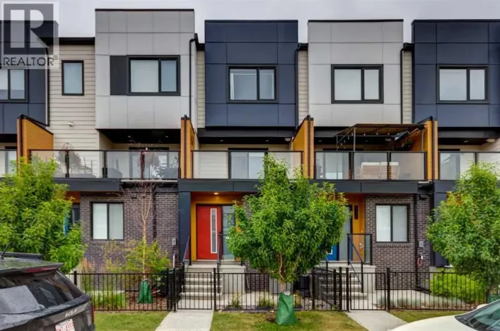 8524 21 Avenue SE, Calgary