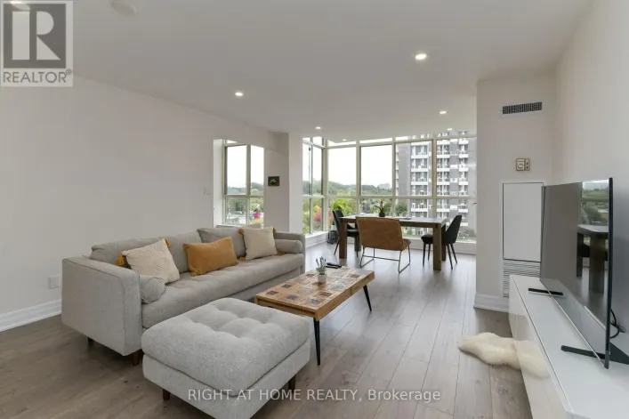 853 - 24 SOUTHPORT STREET, Toronto