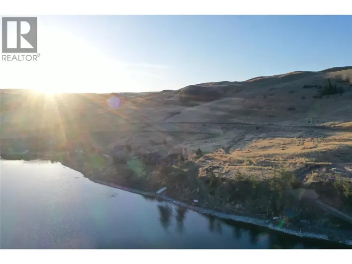 8533 Old Kamloops Road, Stump Lake