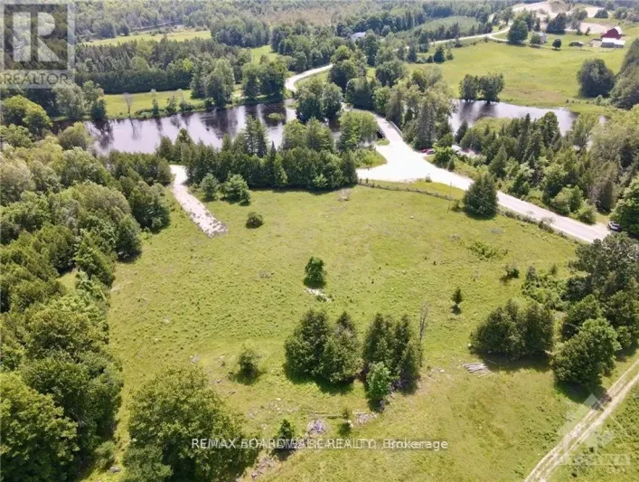 854 IRON MINE ROAD, Lanark Highlands