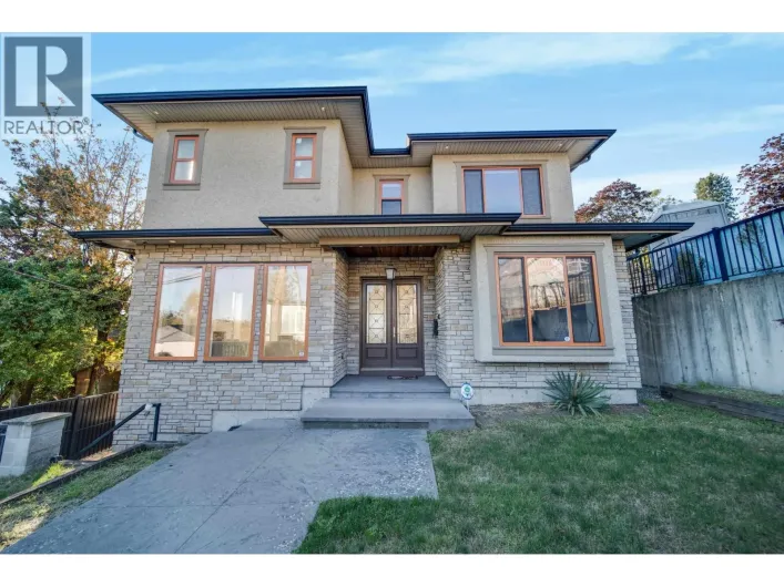 8543 ROYAL OAK AVENUE, Burnaby
