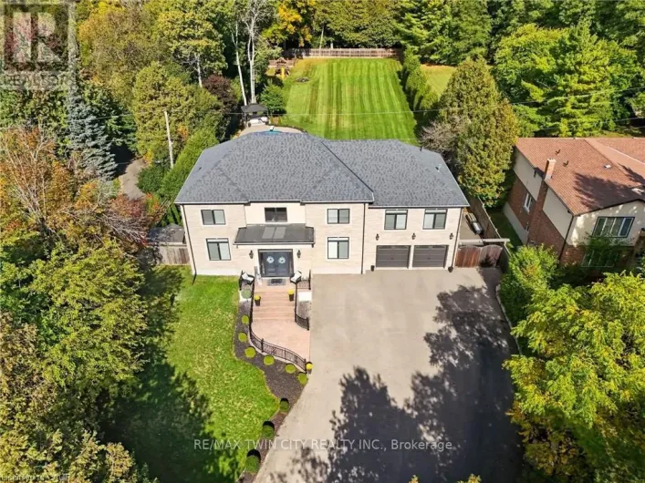 855 AVENUE ROAD, Cambridge