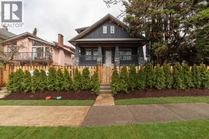 855 E 19TH AVENUE, Vancouver