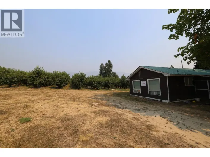 855 Erickson Road, Erickson