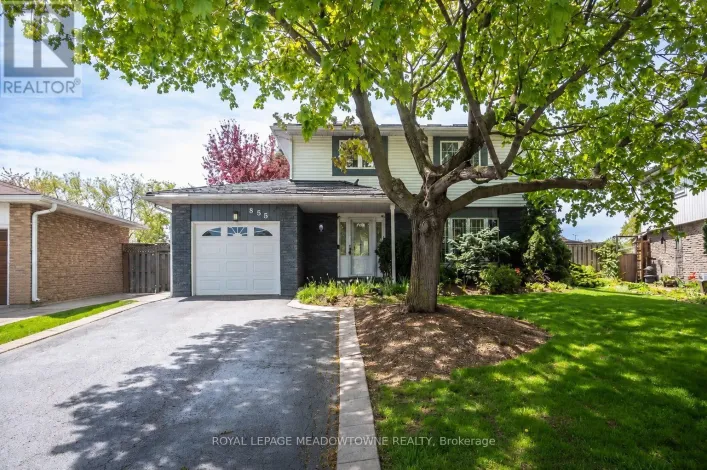 855 MAPLE AVENUE, Milton